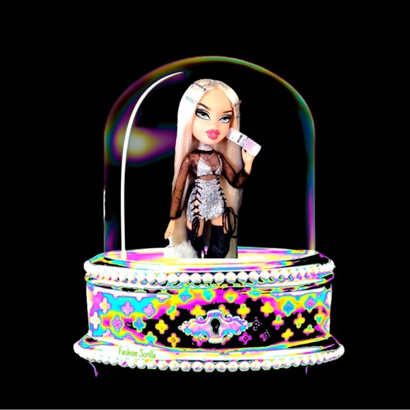 Mystery Box - Picture 6 of 11